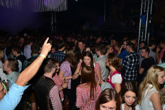 neon-party_in_der_b12-arena_129_20140921_1551510699