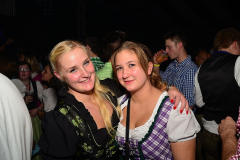 neon-party_in_der_b12-arena_143_20140921_1927338458