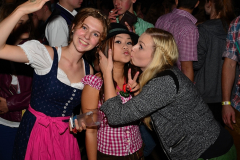 neon-party_in_der_b12-arena_20140921_1571076207