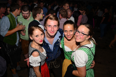 neon-party_in_der_b12-arena_22_20140921_1765364173