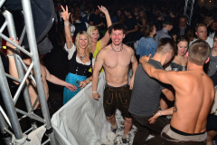 schaumparty_in_der_b12-arena_193_20140921_1417073759