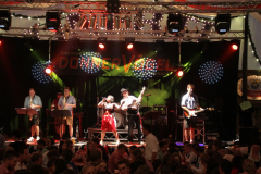 tag_zwei_holzschupfamusi_und_abends_die_dornenvoegel_19_20140914_2072970340