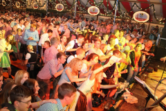 tag_zwei_holzschupfamusi_und_abends_die_dornenvoegel_34_20140914_1348222498