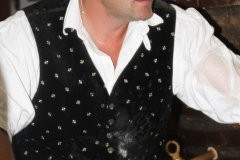 tag_zwei_holzschupfamusi_und_abends_die_dornenvoegel_40_20140914_1032143619