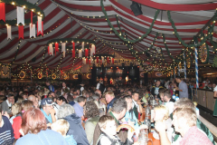 tag_zwei_holzschupfamusi_und_abends_die_dornenvoegel_49_20140914_1293122704