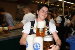 tag_zwei_holzschupfamusi_und_abends_die_dornenvoegel_49_20140914_1716833274