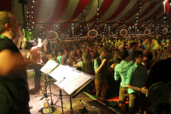 tag_zwei_holzschupfamusi_und_abends_die_dornenvoegel_6_20140914_1279112036