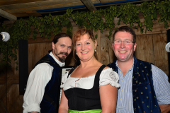 dienstag_in_der_wiesn-alm_20140918_1174691695