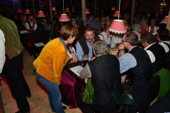 dienstag_in_der_wiesn-alm_20140918_1203986232