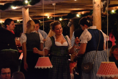 samstag_abend_in_der_wiesn-alm_mit_der_band_flashdance_107_20140921_1174667234