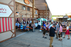 samstag_abend_in_der_wiesn-alm_mit_der_band_flashdance_20140921_1966115244