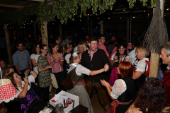 samstag_abend_in_der_wiesn-alm_mit_der_band_flashdance_82_20140921_1213235445