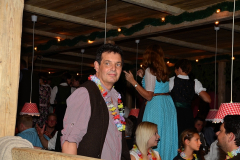 wiesn_alm_am_samstag_119_20140915_1288853489