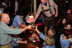 wiesn_alm_am_samstag_153_20140915_1183287727