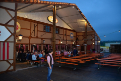 wiesn_alm_am_samstag_20140915_1932390683