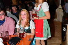 wiesn_alm_am_samstag_20140915_1975571389