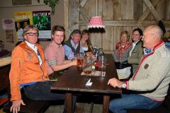 wiesn_alm_am_samstag_24_20140915_1541115026