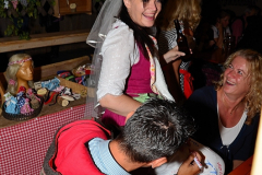 wiesn_alm_am_samstag_25_20140915_1084075886