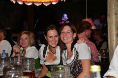 wiesn_alm_am_samstag_27_20140915_1430432632