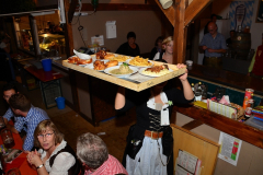 wiesn_alm_am_samstag_28_20140915_1466767174