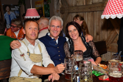 wiesn_alm_am_samstag_53_20140915_1223386816