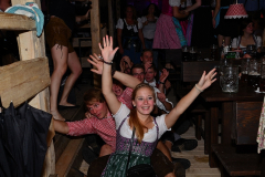 wiesn_alm_am_samstag_73_20140915_1233264876