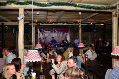 zeilingers_wiesn-alm_am_montag_abend_mit_der_band_austria_4_20140916_2030138832