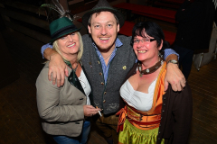 zeilingers_wiesn-alm_am_montag_abend_mit_der_band_austria_4_73_20140916_1616438423