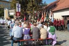 erntedank_gottestdienst_mit_auszug_zum_festplatz_95_20150915_1177081561